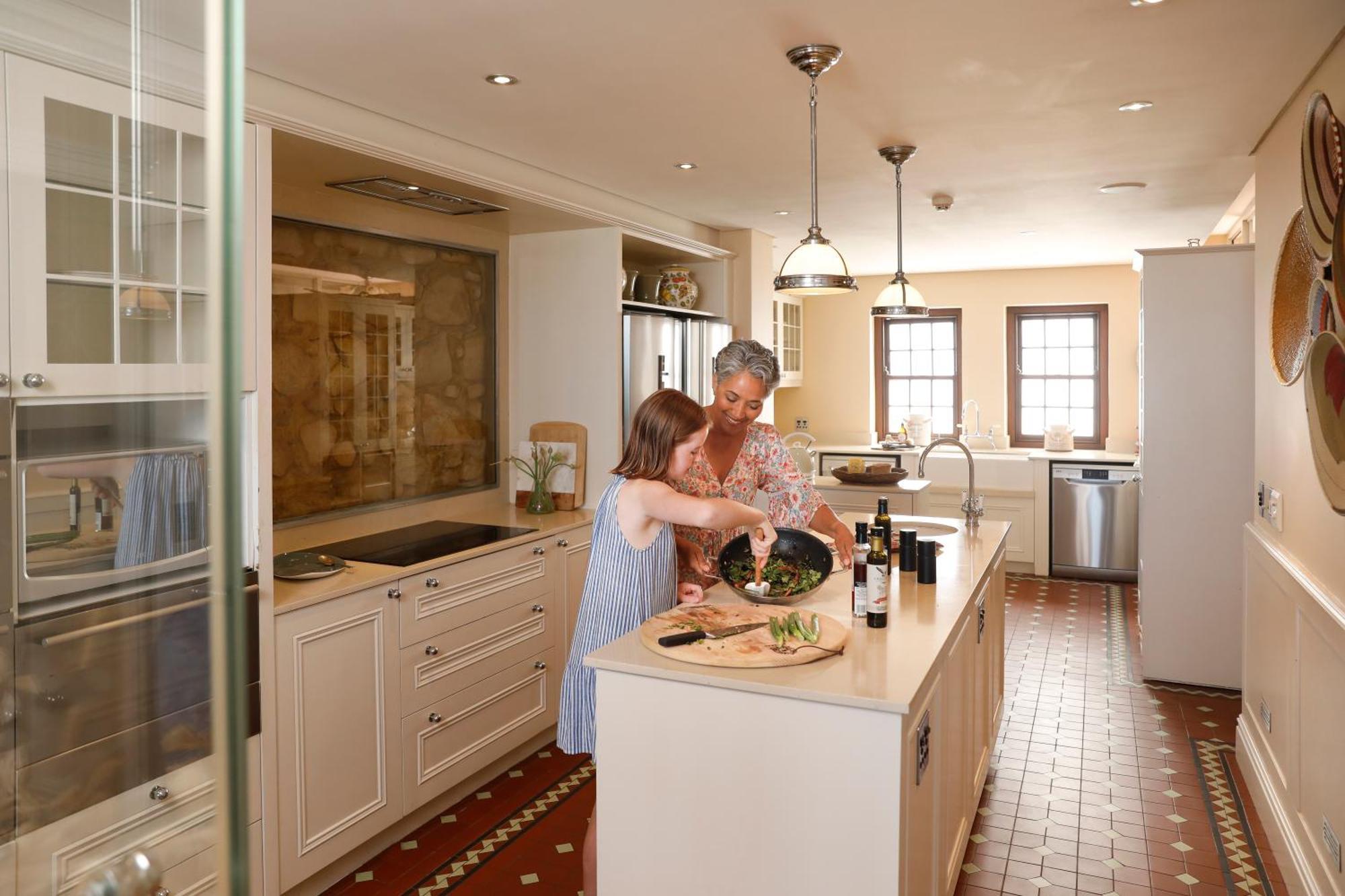 St James Guest Houses Kalk Bay Buitenkant foto