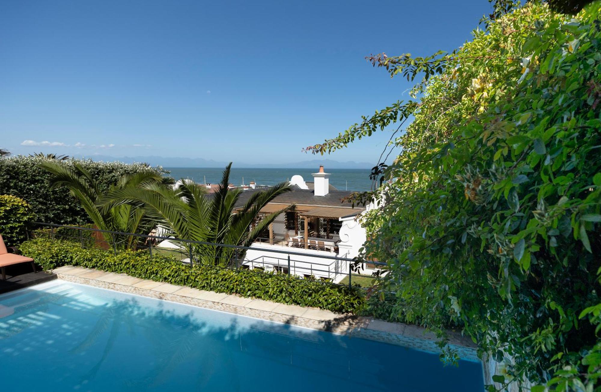 St James Guest Houses Kalk Bay Buitenkant foto